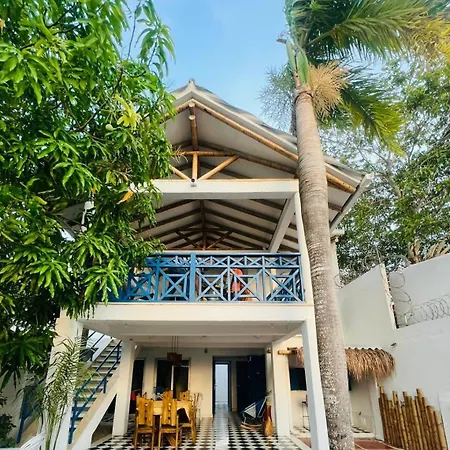 Villa Cuatro Palmas House